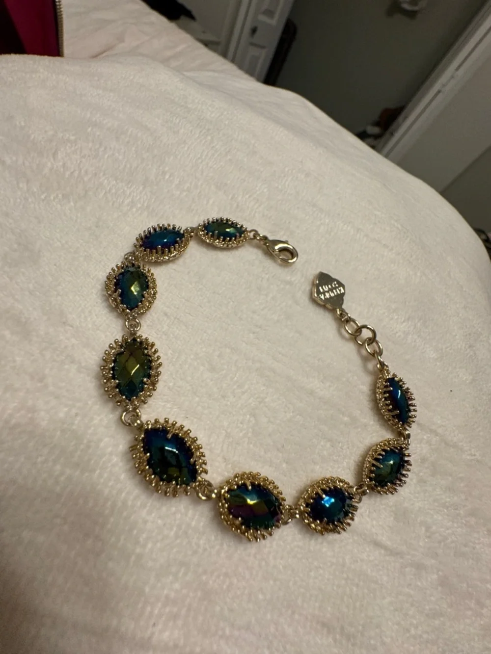Kendra Scott Gold-Tone Bracelet with Iridescent Blue-Green Stones - Picture 4 of 5